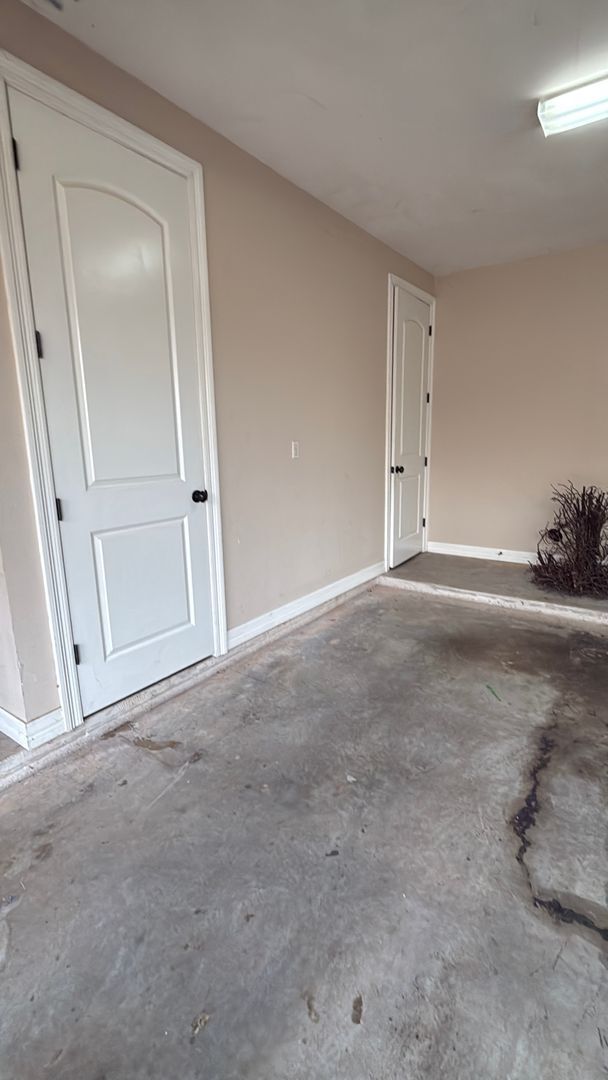 Building Photo - Rental Property in Twelve Oaks