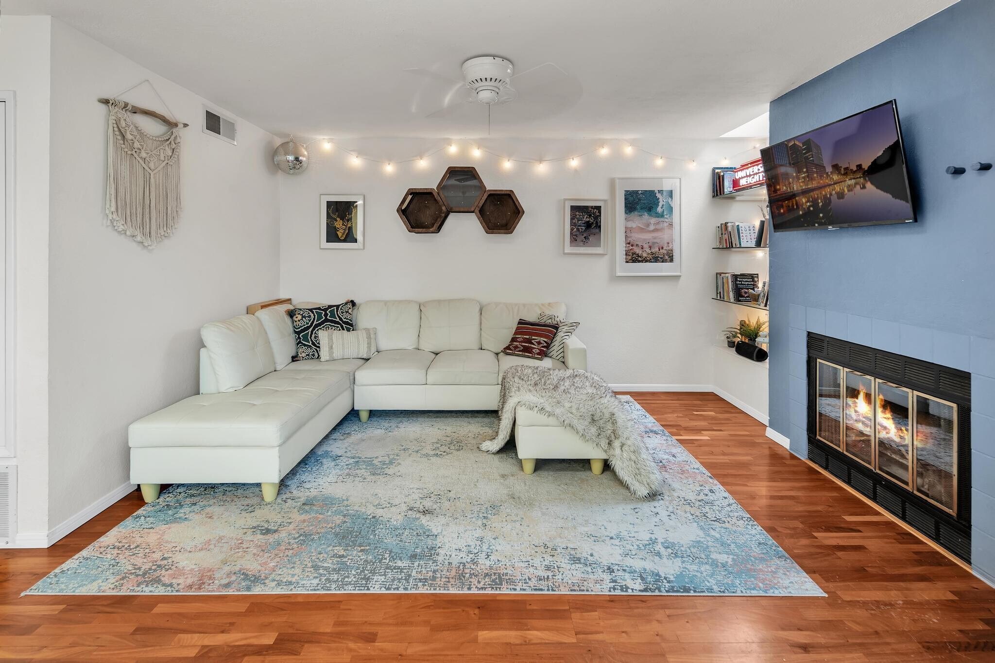 Building Photo - 4666 Mission Ave