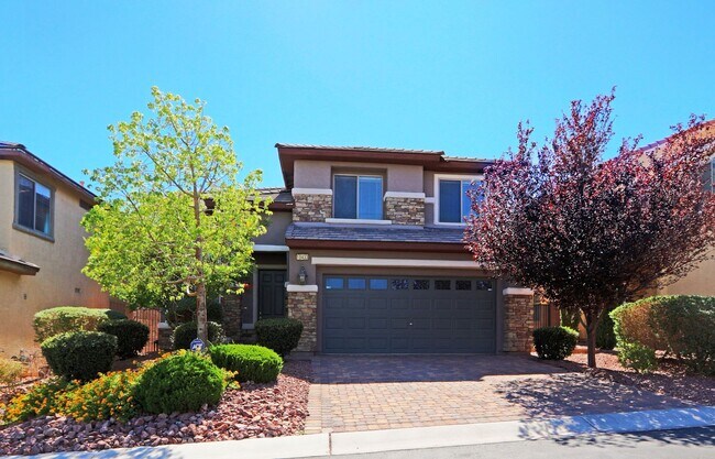 Building Photo - Wonderful 4 Bedroom Home!