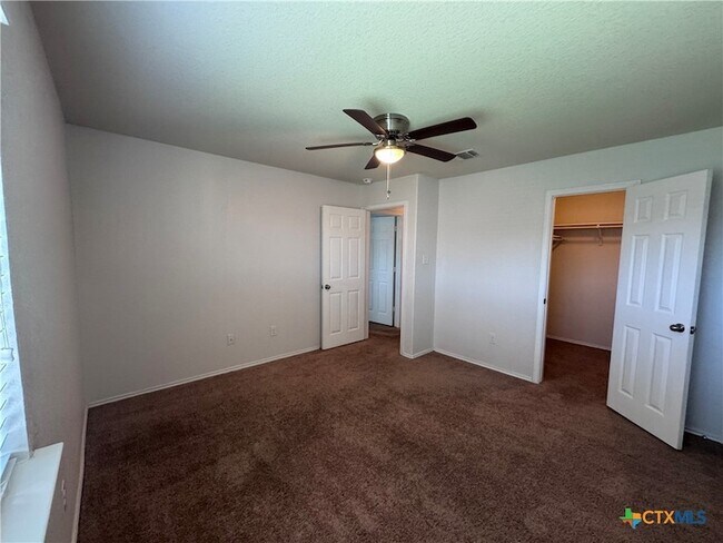 Building Photo - 1310 Stonewall Ridge