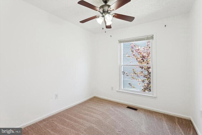 Building Photo - 20412 Sunbright Ln