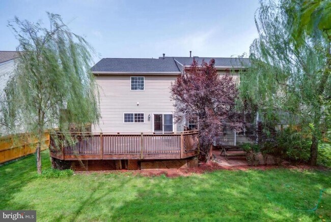 Building Photo - 8464 Hessian Hill Ct