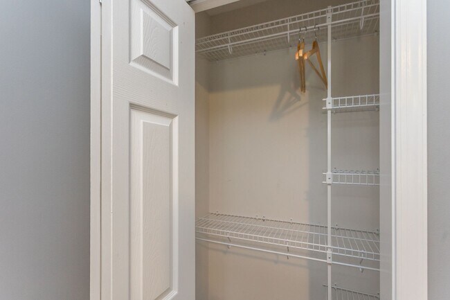 Building Photo - 3 Bedroom Home in Massanutten!!!