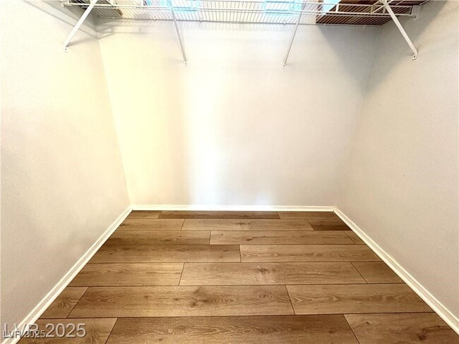 Building Photo - 7279 Twin Maples Ct