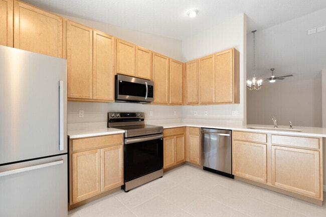 Building Photo - 24 Untermeyer Pl