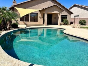 Building Photo - 4303 E Hamblin Dr