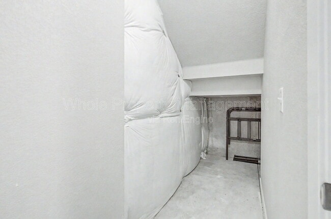 Building Photo - 9985 E 59th Ave
