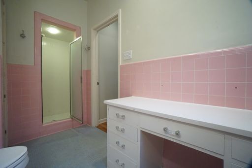 Building Photo - Bel Meade Beauty with Heated Pool and Hot-tub