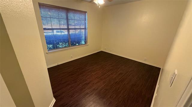 Building Photo - 307 Waterford Dr