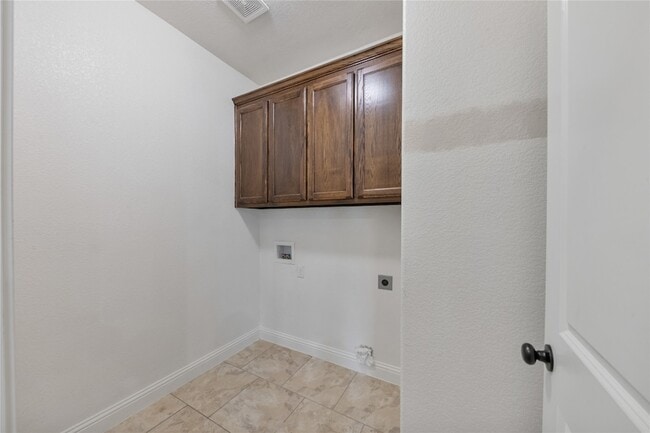 Building Photo - 4904 Ridglea Hills Ct