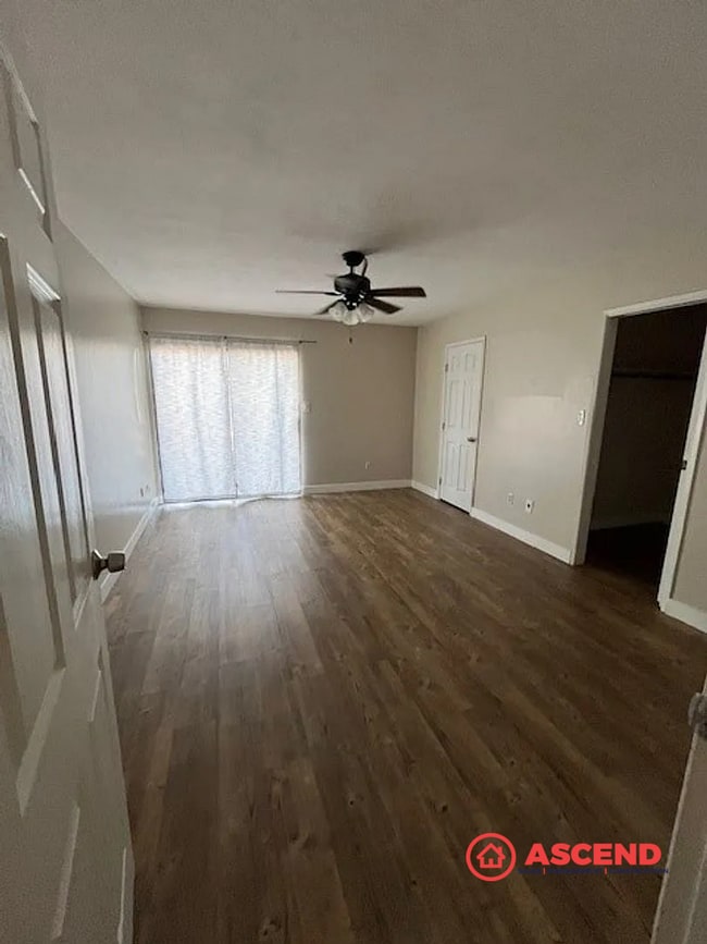 Building Photo - Beautiful 4 Bedroom home.