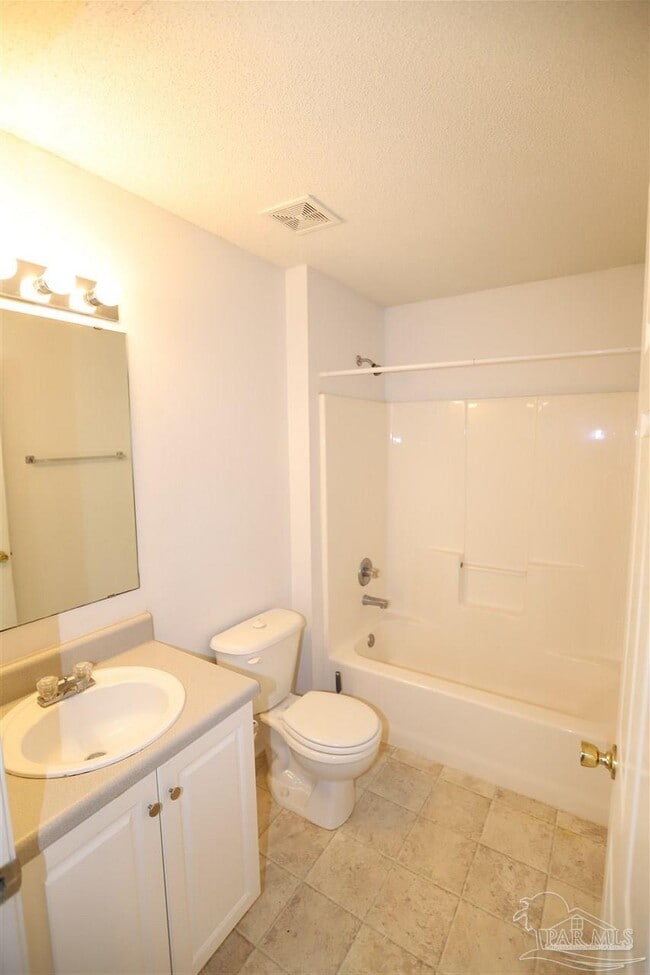 Building Photo - 319 Mizzen Ln