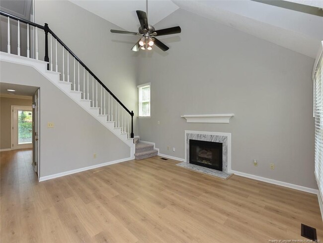 Building Photo - 4916 Royal Adelaide Way