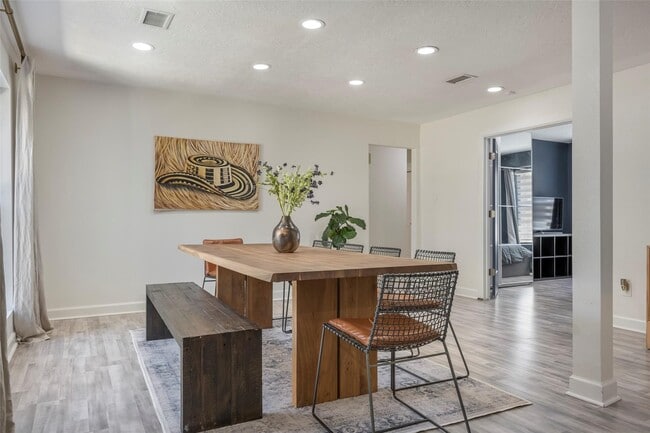 Building Photo - 11743 Wickhollow Ln
