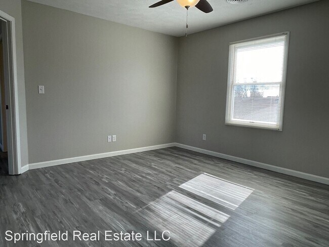 Building Photo - 3 br, 2.5 bath House - 4616 Lily Lane