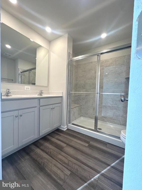 Building Photo - 57 Brookfield Mews