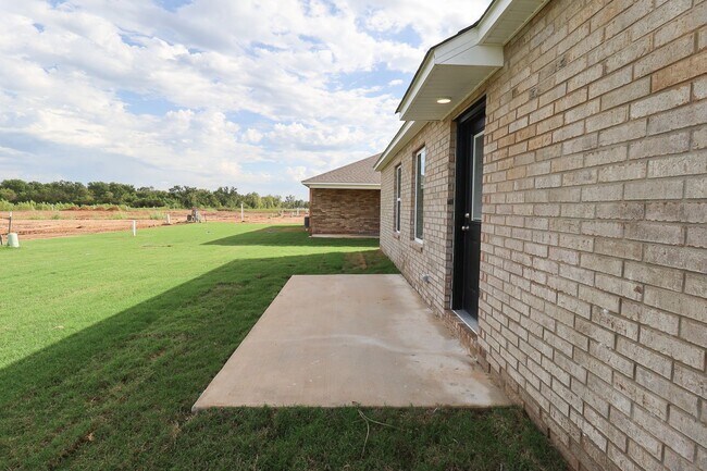 Building Photo - 3 Bed | 2 Bath | New Build in Bixby
