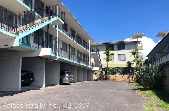 Building Photo - 622 Nalanui St