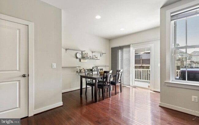 Building Photo - 109 Bellingham Dr