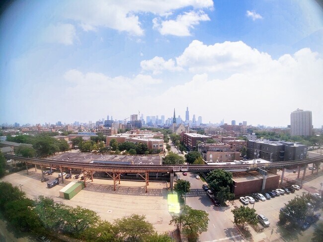 Building Photo - 100 N Hermitage Ave