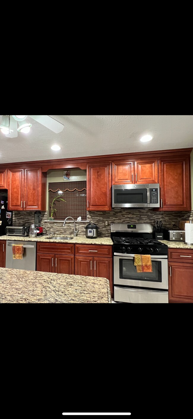 Building Photo - 36 Catawba Ct