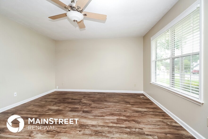 Building Photo - 5016 Trailwater Dr