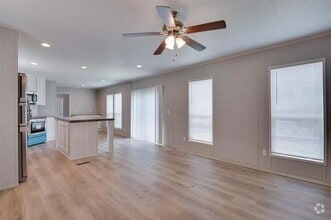 Building Photo - 315 Broadmore Dr