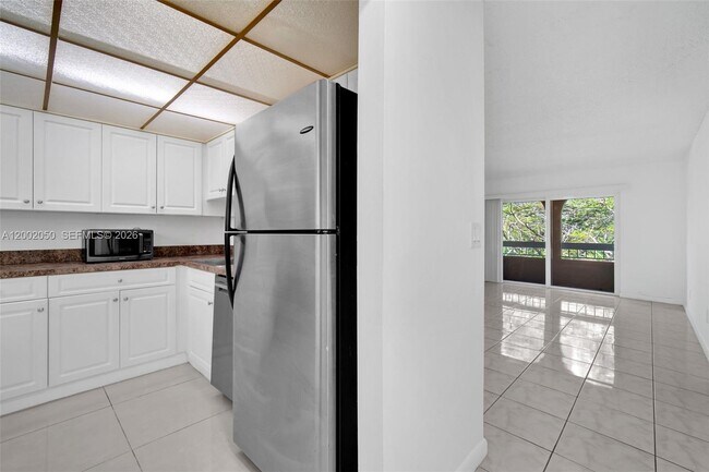 Building Photo - 8103 Camino Real