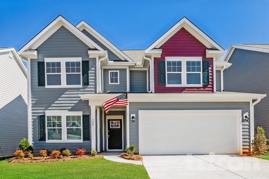 Primary Photo - 124 Halesworth Rd