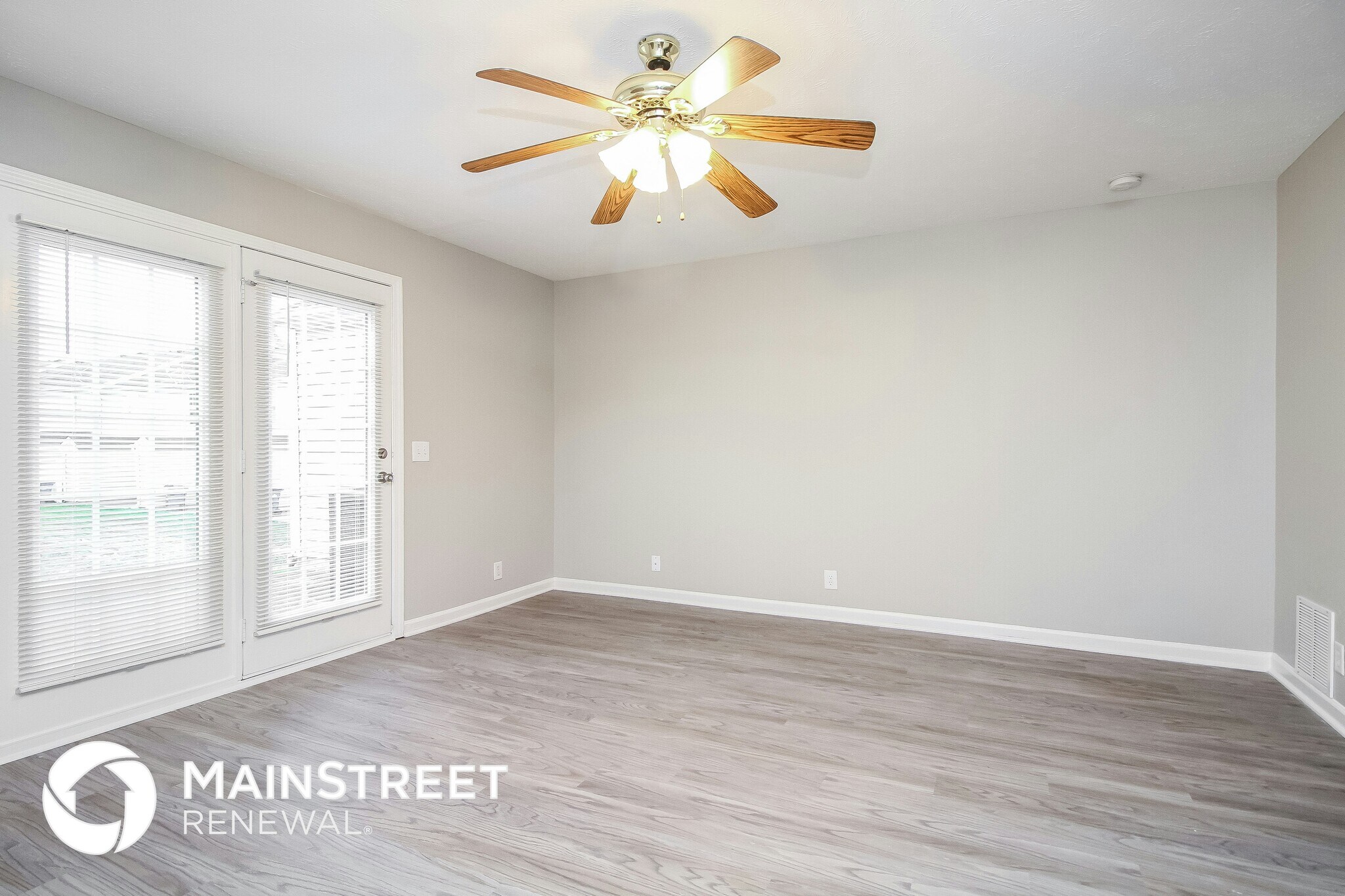 Building Photo - 8008 Logan Dr