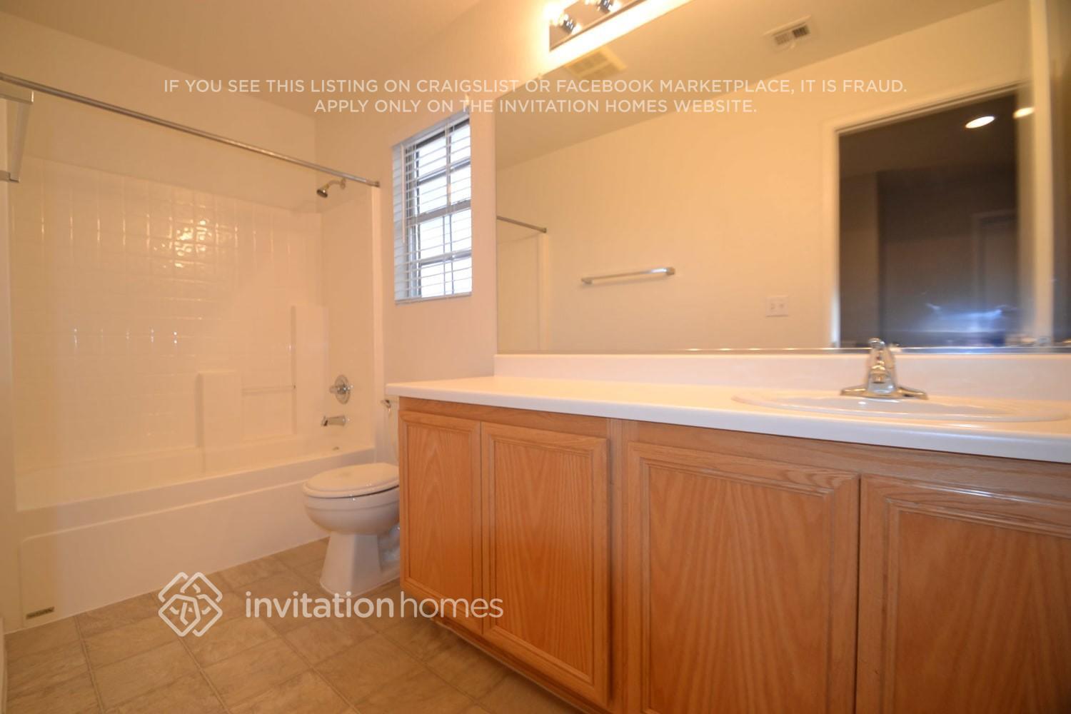 Building Photo - 8607 Shady Pines Dr