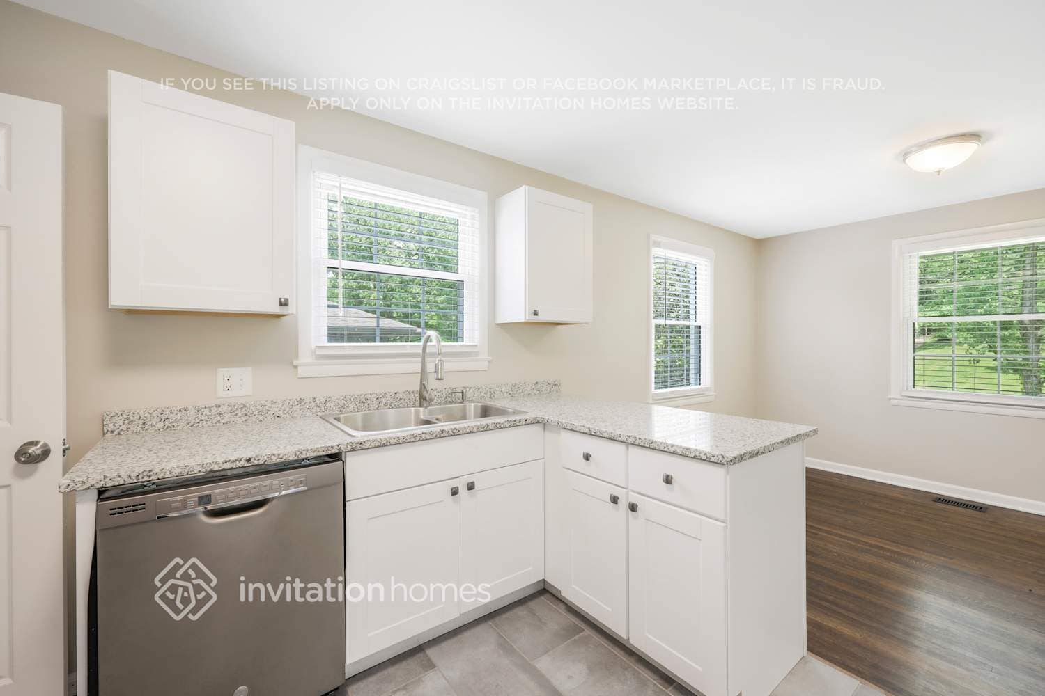 Building Photo - 605 Durrett Dr