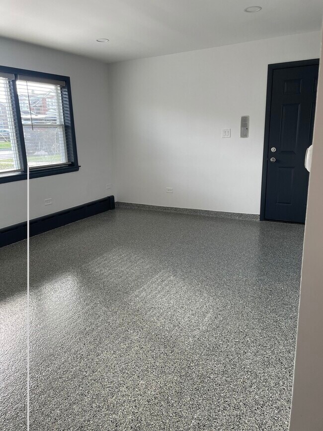 Building Photo - 1540 S 59th Ct
