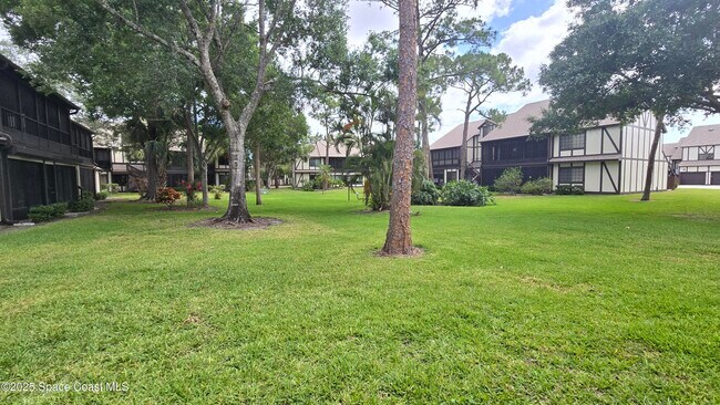 Building Photo - 816 Greenwood Manor Cir