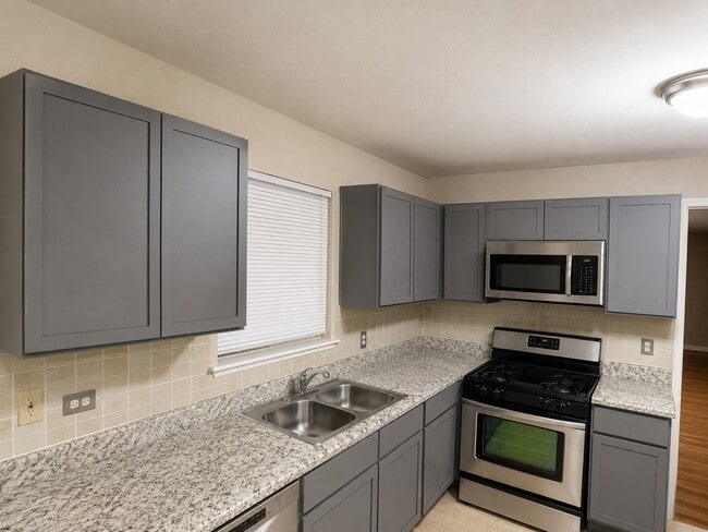 Building Photo - 1249 S Wellington Ct