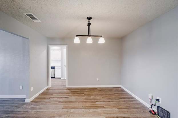 Building Photo - 2909 Lake Park Dr