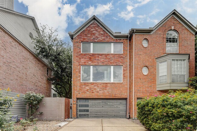 Building Photo - 1222 Marconi St