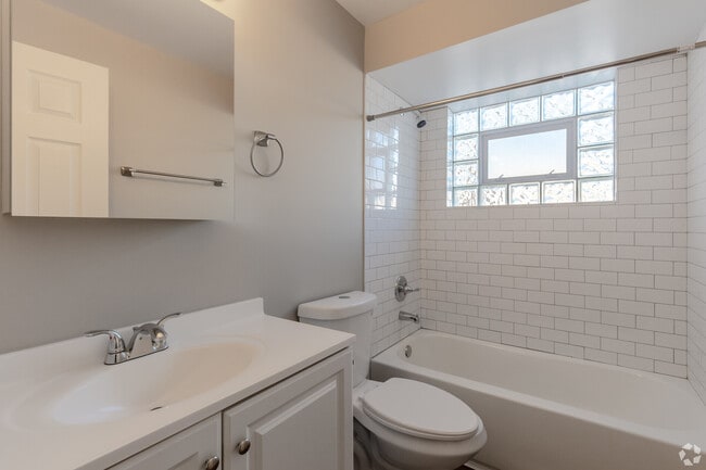 Building Photo - 8532 W Gregory St