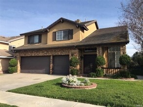 Building Photo - 3043 Champion St