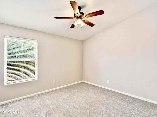 Building Photo - 9926 E Pantera Ave