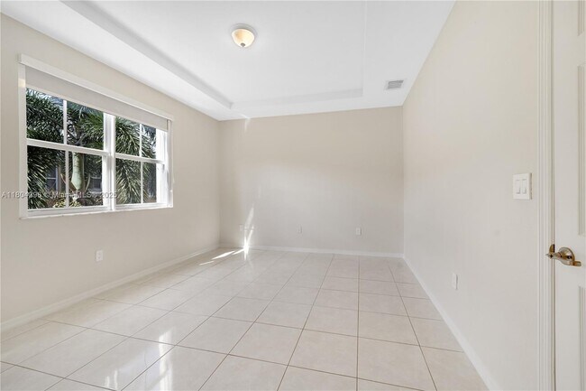 Building Photo - 15292 SW 119th St