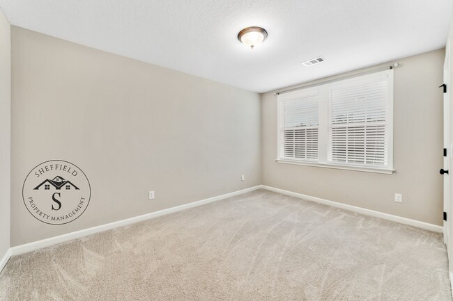 Building Photo - 7772 Coppice Dr