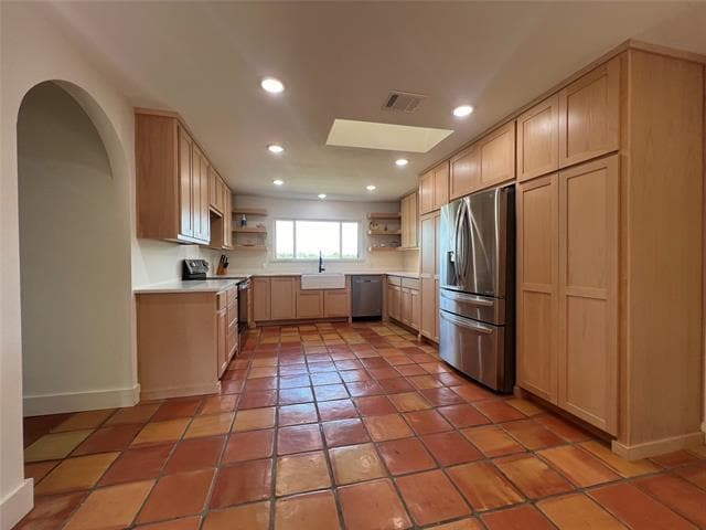 Building Photo - 5105 Circle Ridge Dr W