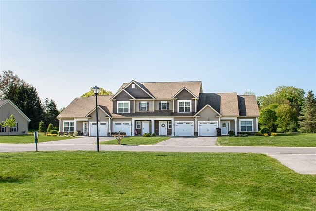 Building Photo - 39 Allandale Dr