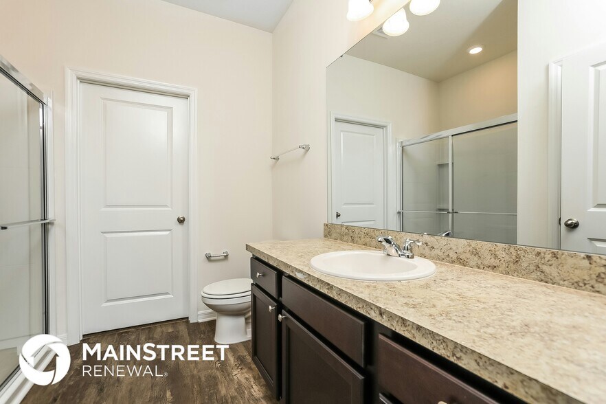 Building Photo - 3008 Neverland Dr