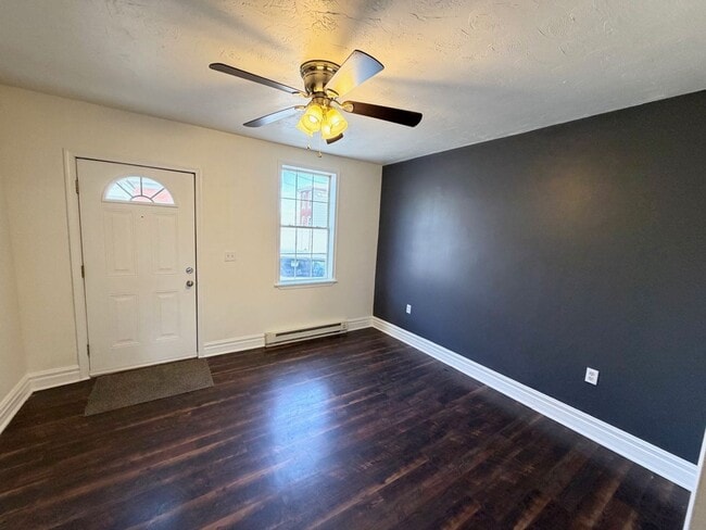 Building Photo - Cozy + Convenient Hanover 3BR w/ Backyard & Fireplace