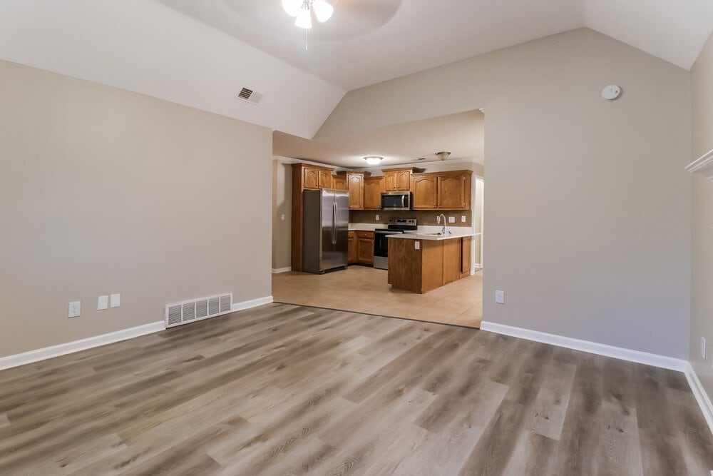 Building Photo - 9782 Pigeon Roost Park Cir