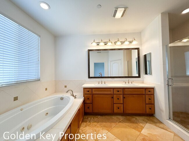 Building Photo - Beautiful Tri-Level Condo in The Bluffs at Carlsbad with Lagoon Views!!