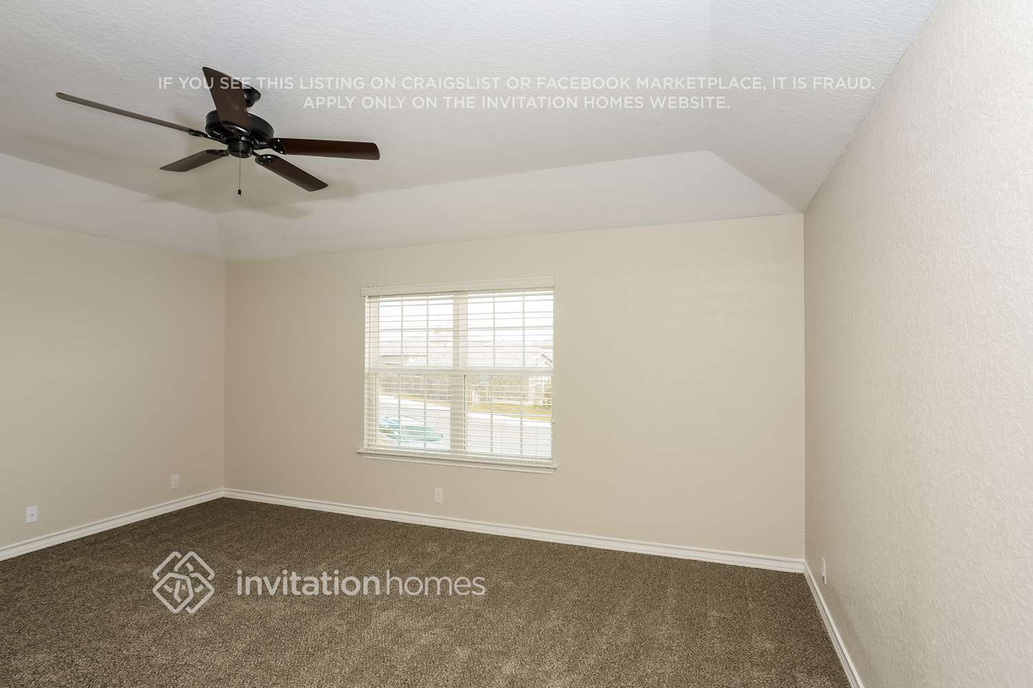 Building Photo - 9203 Savoy Sands