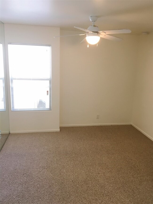 Building Photo - 711 CA-1